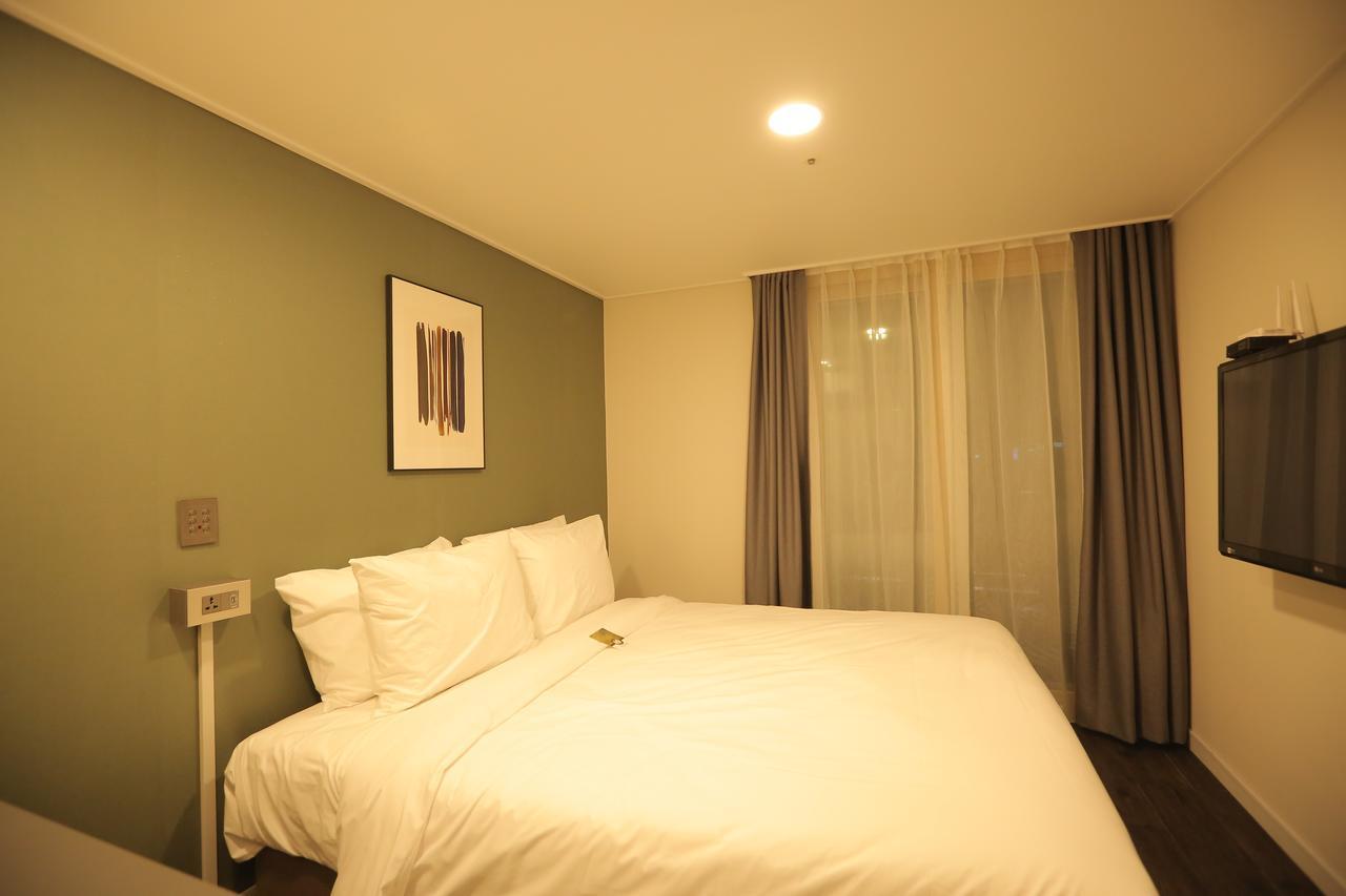 The Hotel Young Inn سيول المظهر الخارجي الصورة